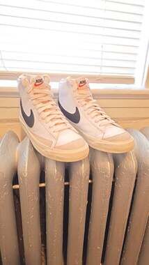 Nike Blazer Mid '77 Vintage White Black BQ6806-100